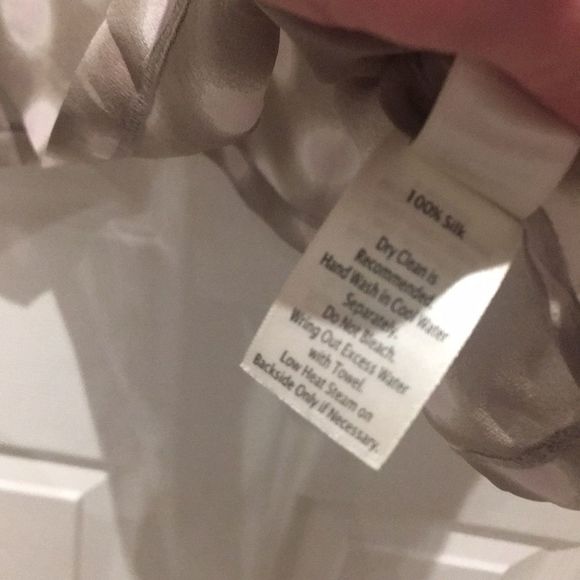 Ecru 100% silk tassel top SZ medium - Picture 6 of 7